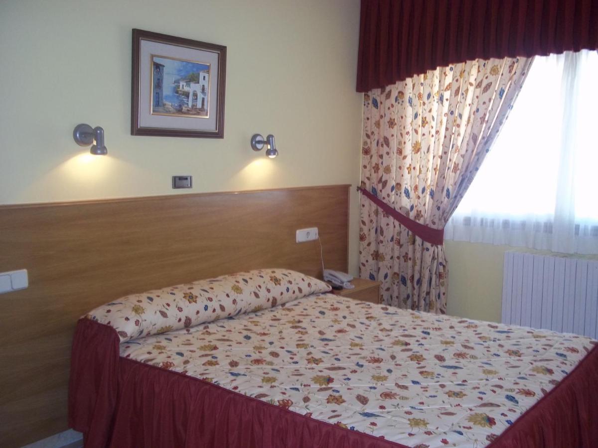 Hotel Suiza Arzúa Pokój zdjęcie
